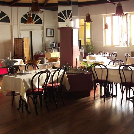 ורדון-סור-מוס Hotel Bar Restaurant Saint Paul מראה חיצוני תמונה