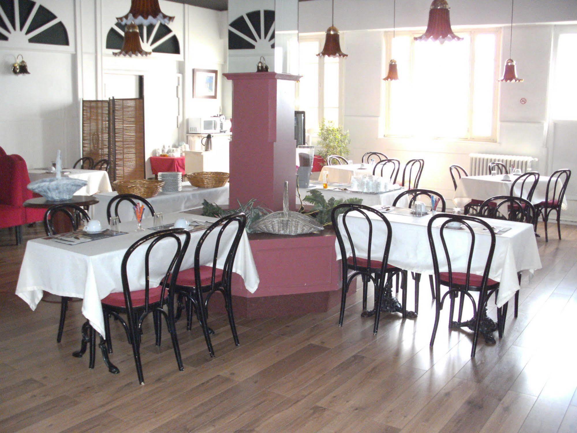 ורדון-סור-מוס Hotel Bar Restaurant Saint Paul מראה חיצוני תמונה